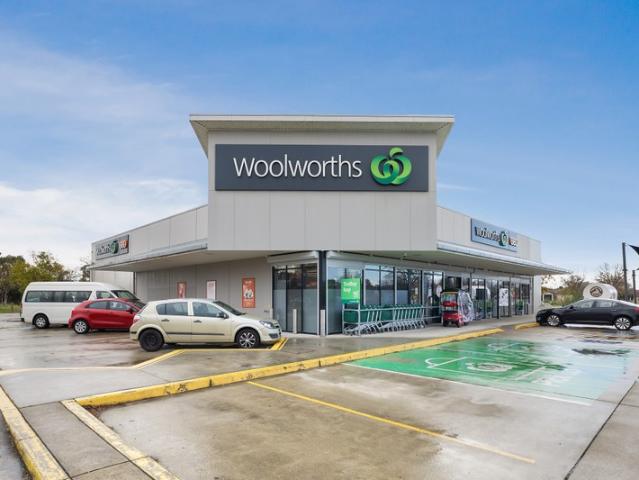Retail for rent in Dunlop, Australian Capital Territory