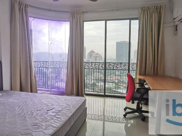 Room for rent in Petaling, Damansara Damai