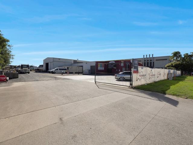 Warehouse for sale in Paget, Queensland