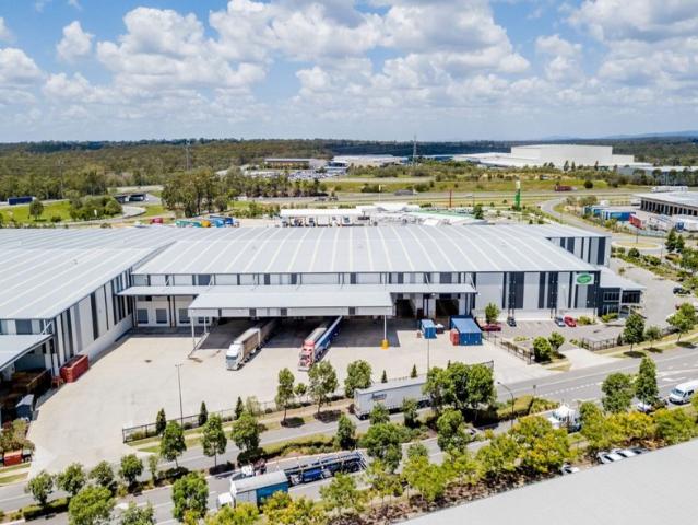 Warehouse for rent in Toombul, Queensland