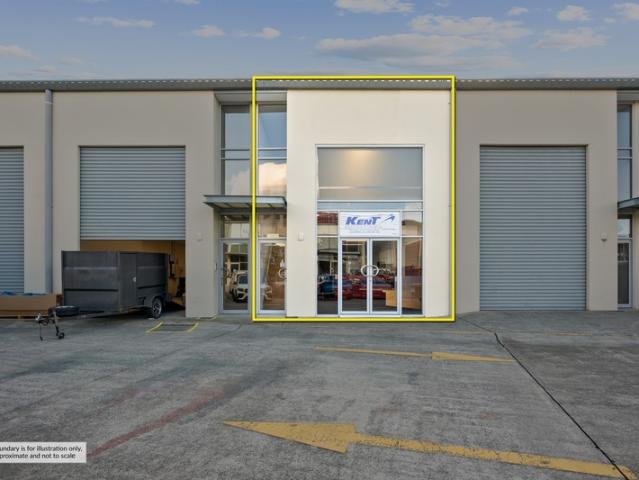 Office for rent in Toombul, Queensland