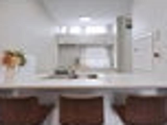 Apartment for sale in Hamilton East