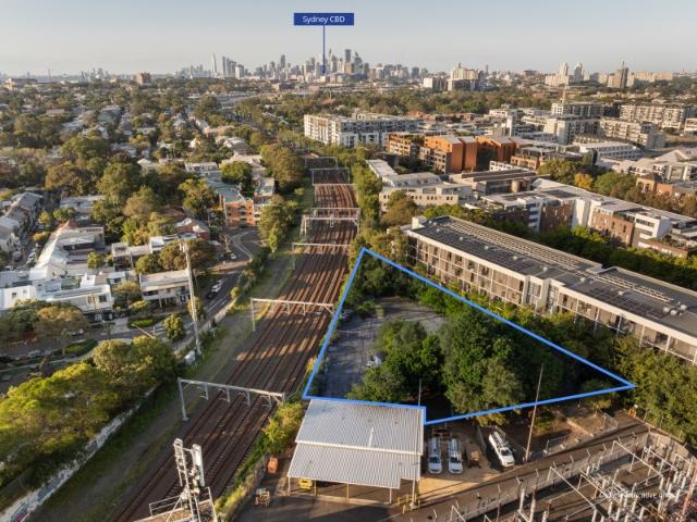 Warehouse for rent in Erskineville, Sydney