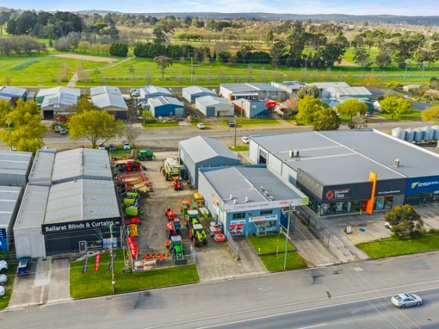 Warehouse for rent in Delacombe, Ballarat