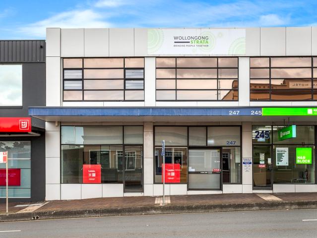 Retail for rent in Wollongong West, New South Wales