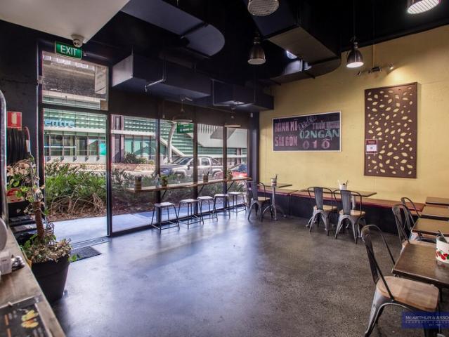 Retail for rent in Toombul, Queensland