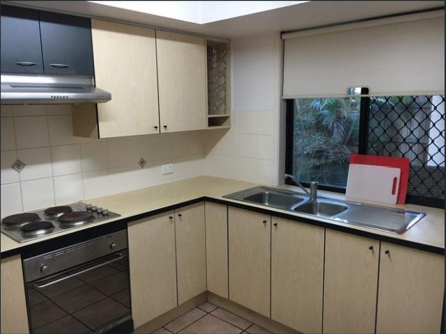 Townhouse for rent in Toombul, Queensland