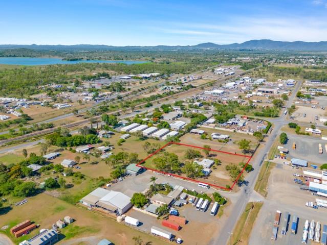 Warehouse for sale in Gracemere, Queensland