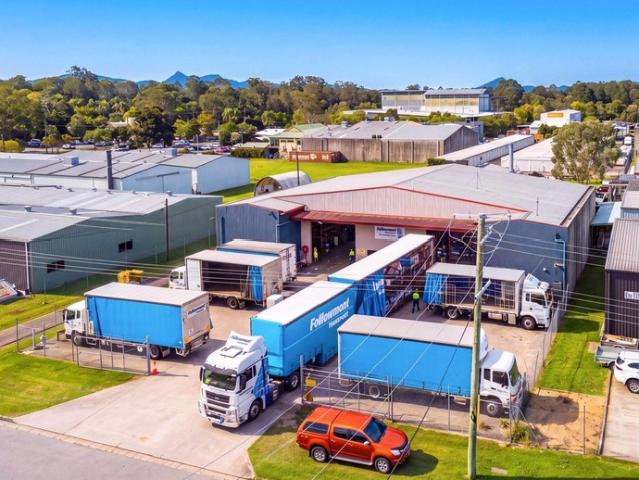 Warehouse for sale in Kings Creek, Queensland