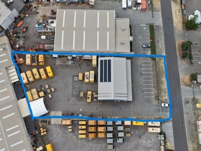 Warehouse for sale in Bibra Lake, Western Australia