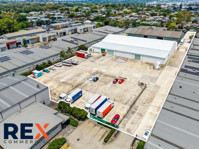 Warehouse for rent in Toombul, Queensland
