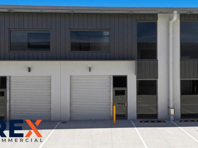 Warehouse for rent in Toombul, Queensland