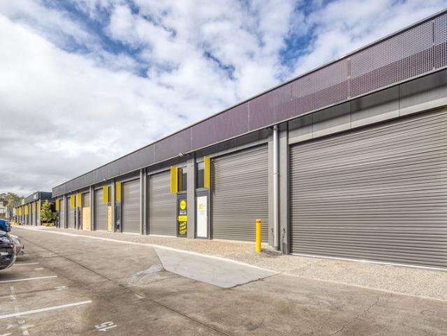 Warehouse for rent in Toombul, Queensland