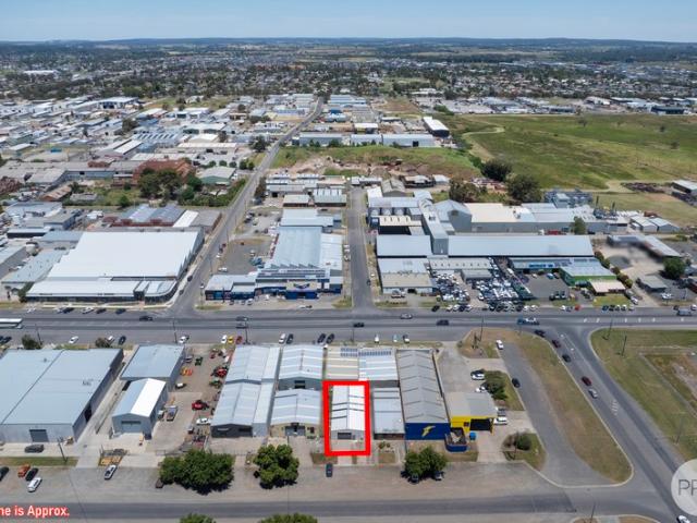 Warehouse for sale in Ballarat, Victoria