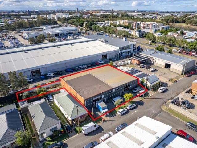 Warehouse for sale in Ambergate, New South Wales