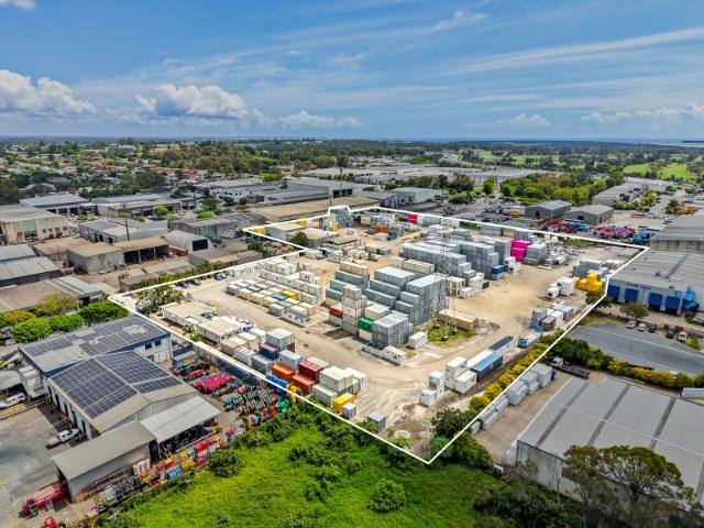 Warehouse for rent in Toombul, Queensland