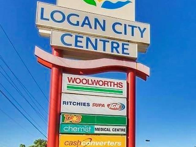 Retail for rent in Toombul, Queensland