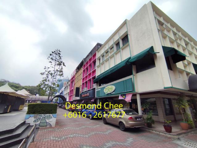 Shop for sale in Petaling, Damansara Damai