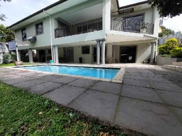 House for sale in Amanzimtoti, Kwazulu-natal