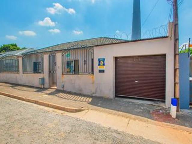 House for sale in Vosloorus, Gauteng