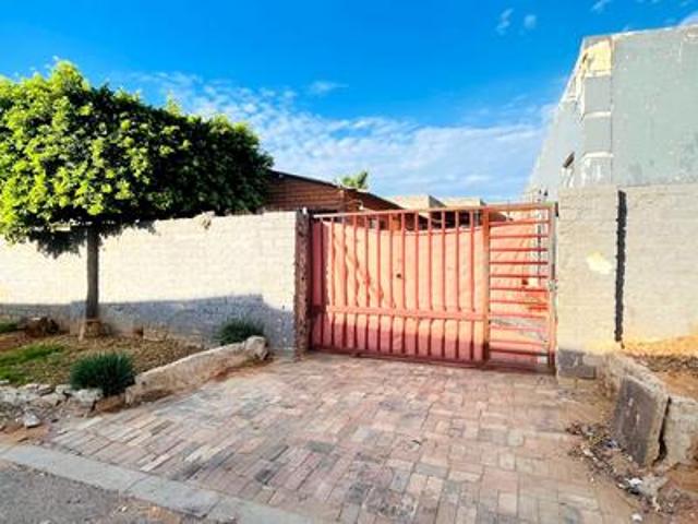 House for sale in Nooitgedacht, Gauteng