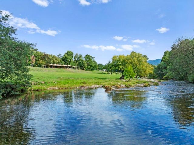 Cottage for sale in Jamieson, Victoria