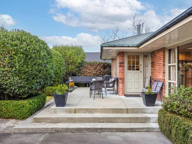 Property for sale in Canterbury