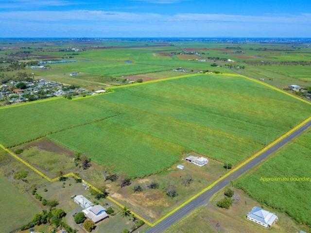Cottage for sale in Qunaba, Queensland