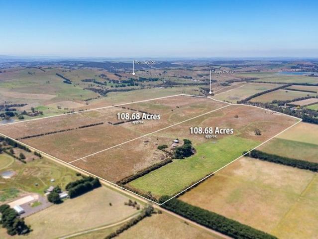 Cottage for sale in Romsey, Victoria
