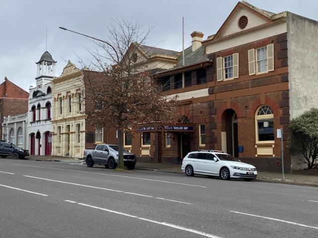 Property for rent in Brisbane Grove, New South Wales