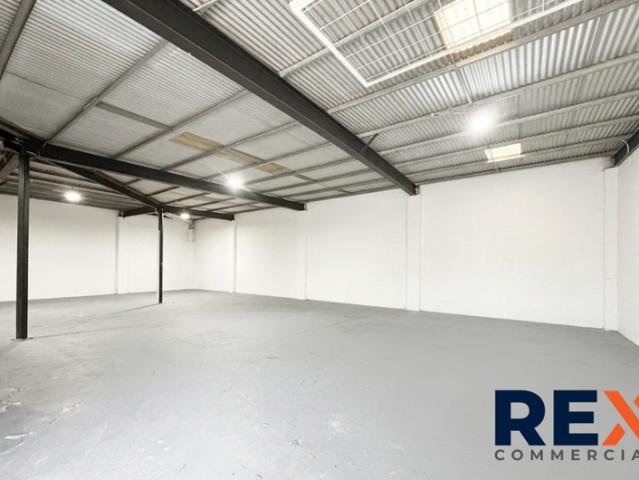 Warehouse for rent in Toombul, Queensland