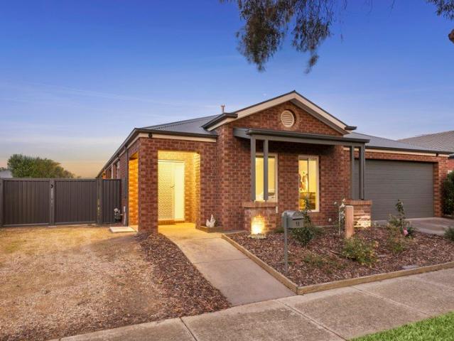 House for sale in Leopold, Victoria