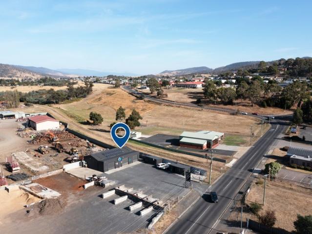 Warehouse for sale in New Norfolk, Tasmania