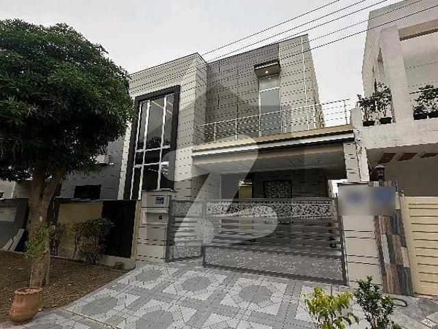 House for sale in Faisalabad, Islamabad Capital Territory