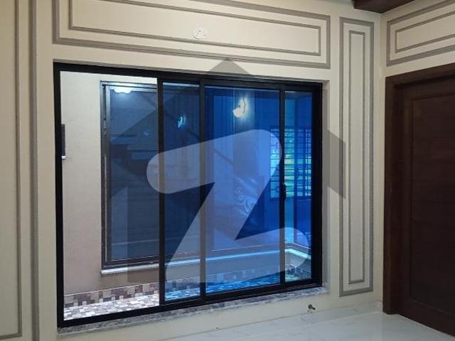 House for sale in تحصیل فیصل آباد شہر, فیصل آباد ڈویژن