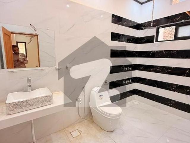 House for sale in Peshawar, North West Frontier Province