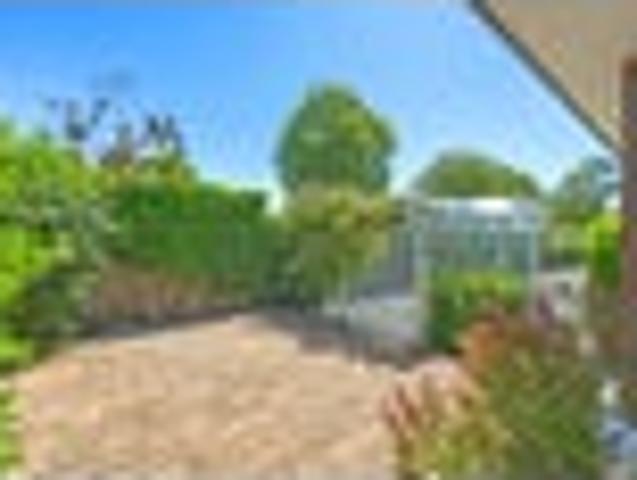 House for sale in Saint Albans, Canterbury