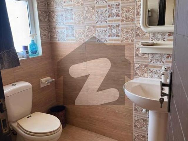 Apartment for rent in Clifton Block 5, کراچی ڈویژن
