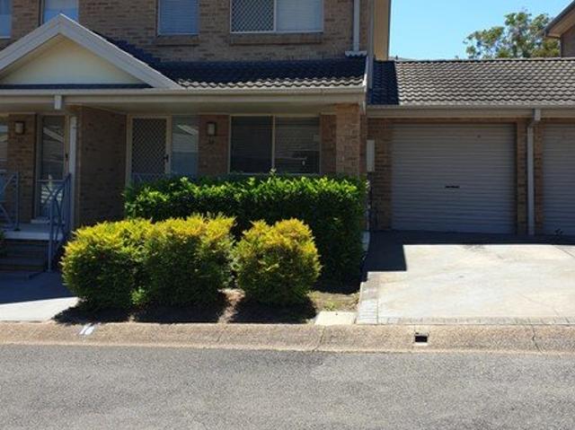 Townhouse for rent in Ambergate, New South Wales
