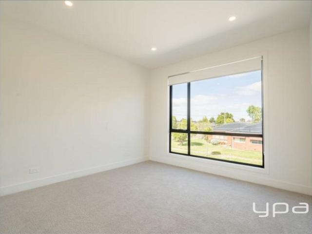Townhouse for rent in Camerons Creek, Victoria