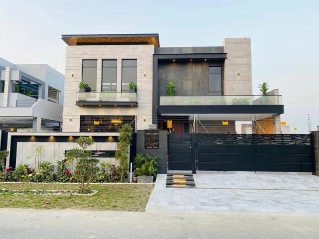 House for sale in DHA Phase 7, ڈھیرا