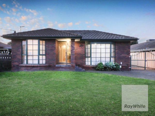 House for rent in Gladstone Park, Melbourne