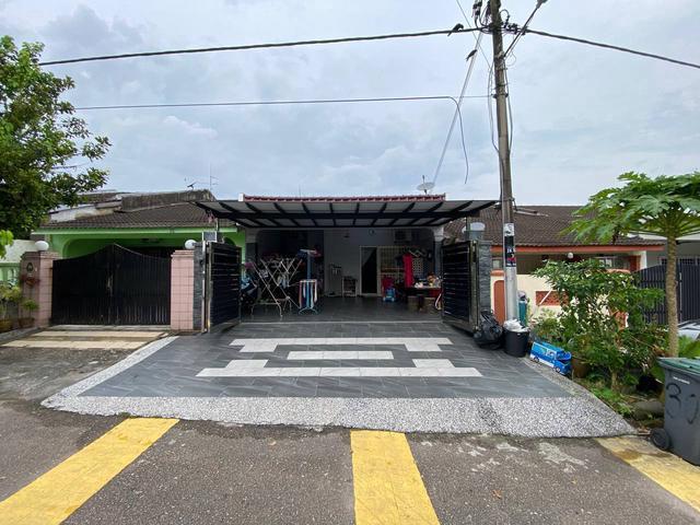 Terraced House for sale in Ulu Tiram, Johor