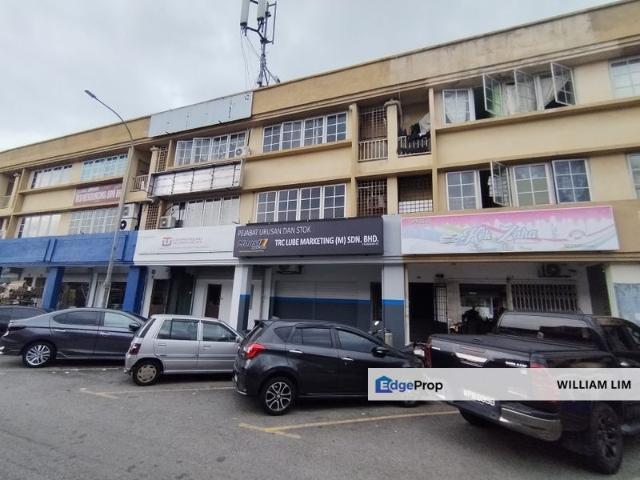 Shop for sale in Langat, Selangor