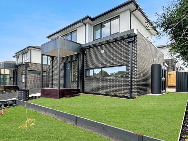 Townhouse for rent in Camerons Creek, Victoria