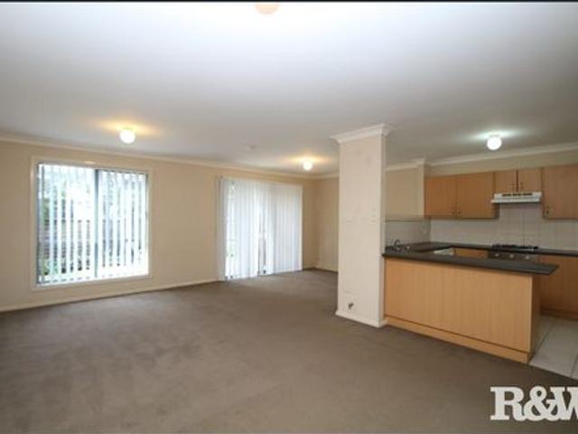 Townhouse for rent in Sydney, New South Wales