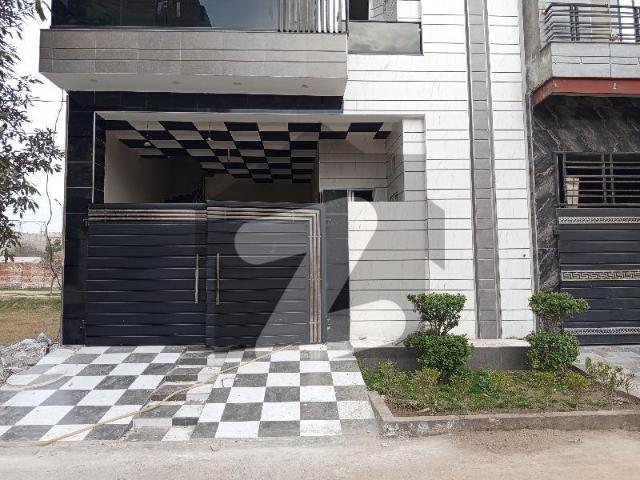 House for sale in Faisalabad, Islamabad Capital Territory