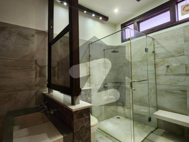 House for rent in 8 ڈی ایچ اے فیز, کراچی ڈویژن