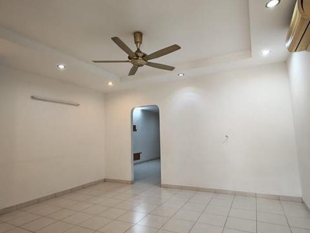 Townhouse for rent in Wellesley, Penang