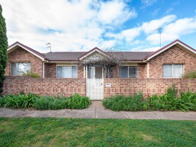 House for rent in Griffith, Griffith City Council